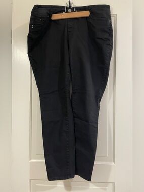 Royalty For Me Skinny Jeans - Black